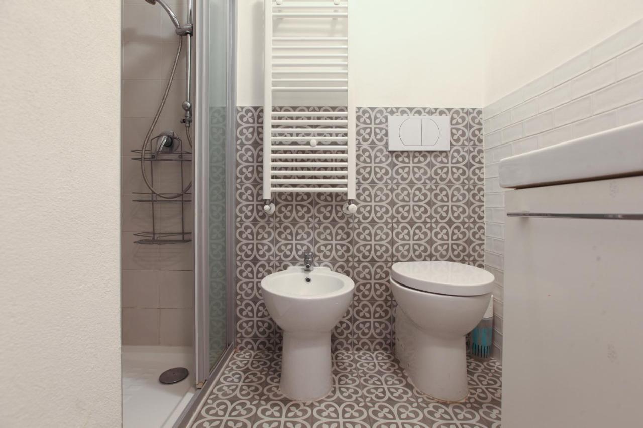 V.Le Certosa Comfy Studio! Apartment Milan Exterior photo